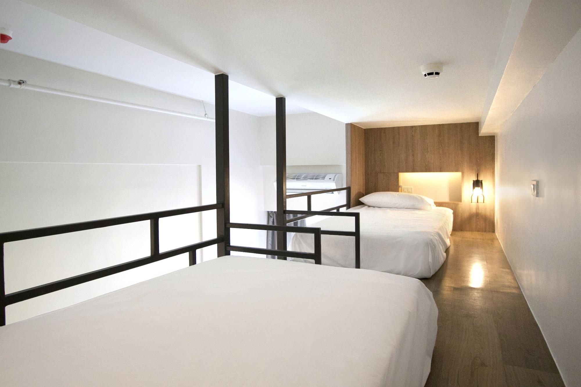 Lub D Philippines Makati - Makati, Near Nightlife Hotel 3*